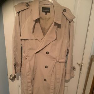 London Fog Trench Coat. 1X